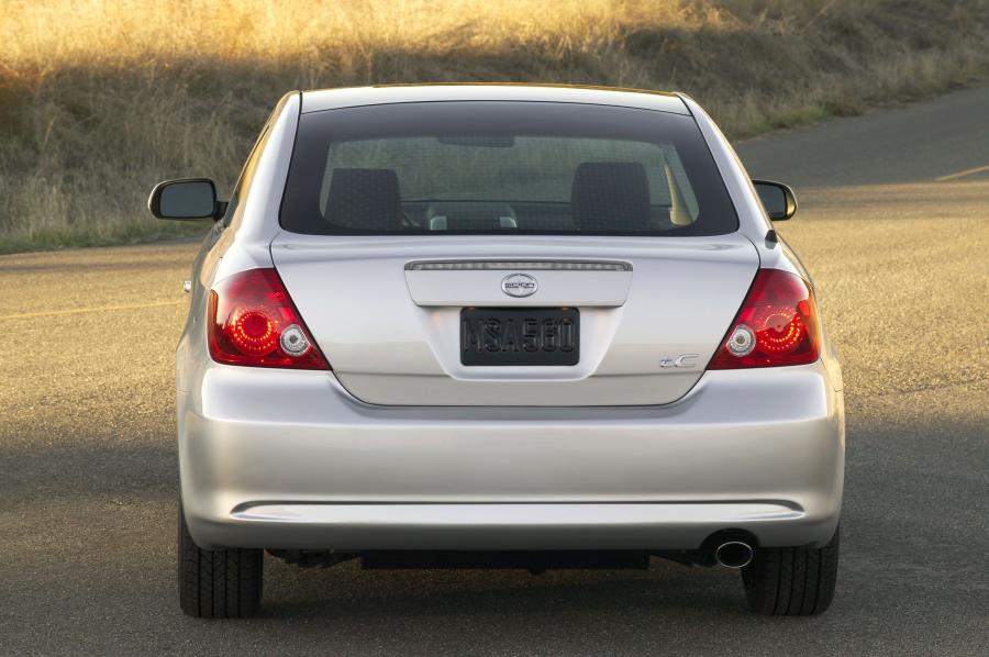  Scion tC 2005 года  (фото 47 из 130)